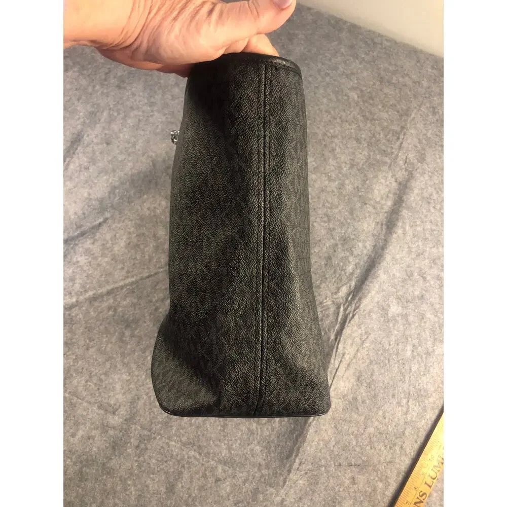 Michael Kors Black MK Logo Jet Set Travel Tote Tablet Zip NWOT - Picture 7 of 10